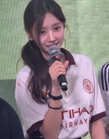 윤수빈 아나운서