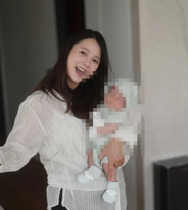 배우 남보라